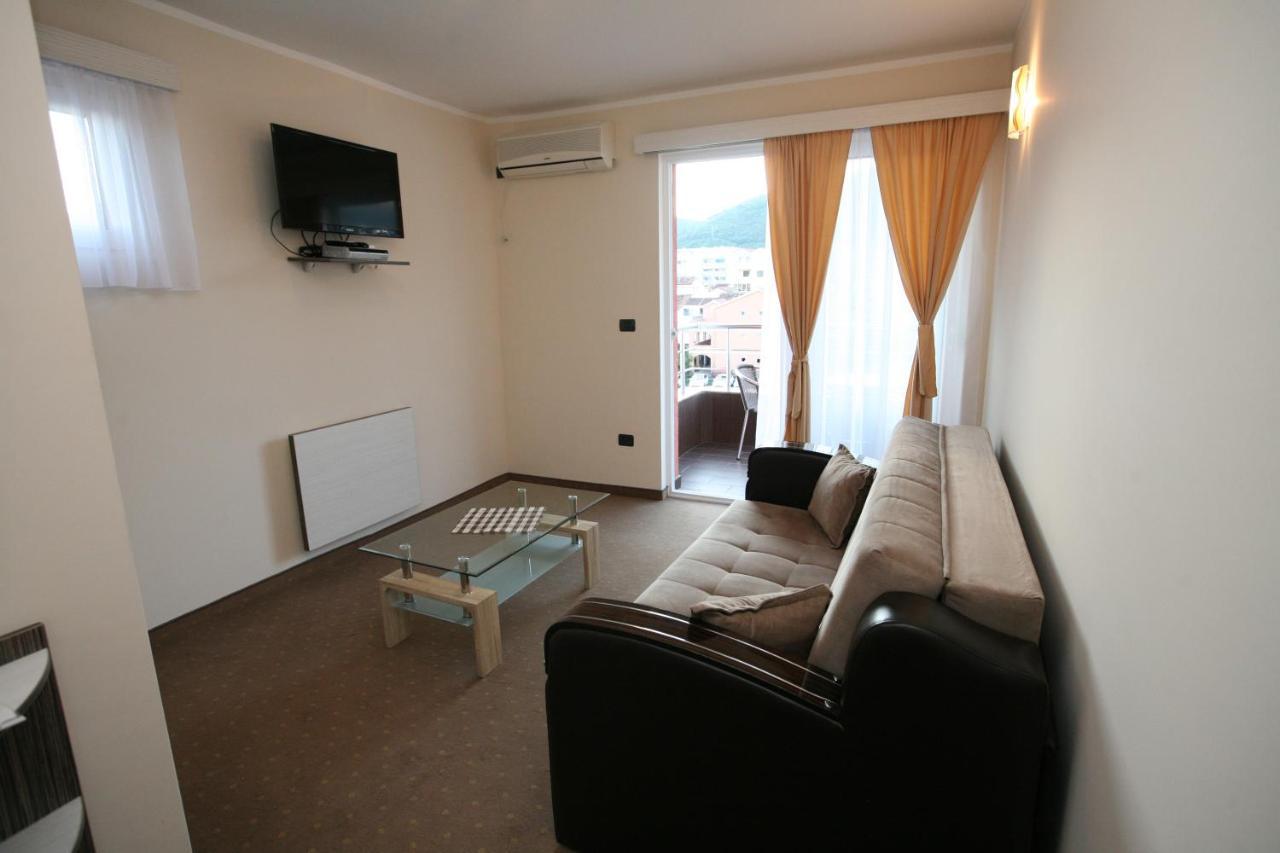 VilaElenaMarko Budva Luaran gambar